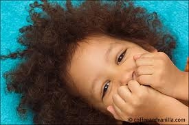 Niños con pelo rizado: ¿cómo cuidar su pelo día a día? ¡Descúbrelo!