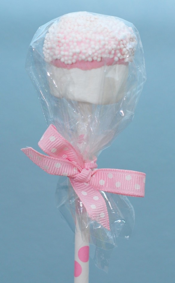 Marshmallow-Pops-cute-ideas-for-Valentines-Day-Marshmallows-Gift