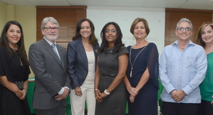 828fdacd49aeb865c4be13426ecef1b3