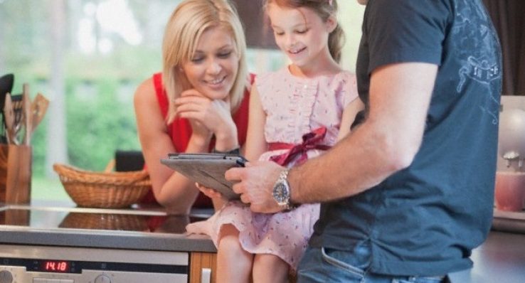 Repasa las clases con tus hijos jugando
