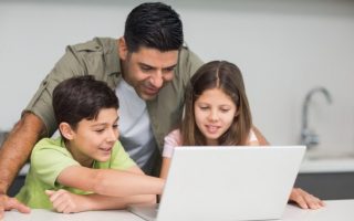 Trabalenguas para divertirse en familia